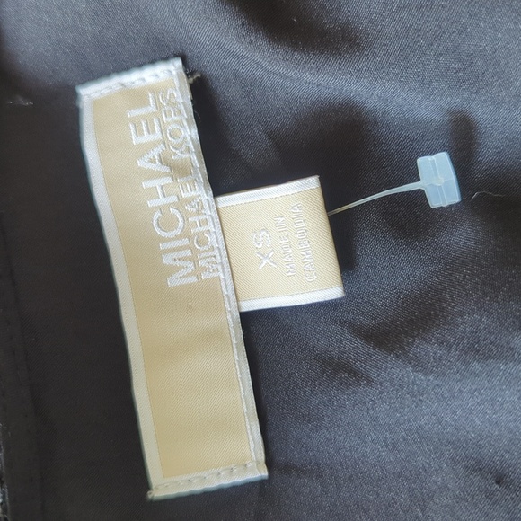 MICHAEL KORS Sequin Striped V Neck Mini Elegant Black Sequin Dress - Picture 10 of 11